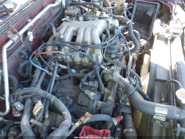 Nissan Frontier Xe-v6 Image 14