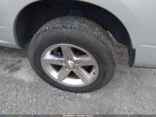 Ram 1500 Express  4x4 5'7 Box Image 12