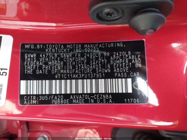 Toyota Camry Le Image 10