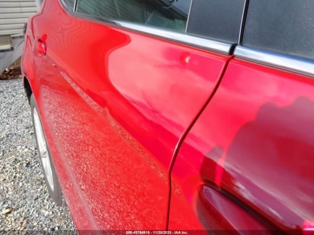 Toyota Camry Le Image 20