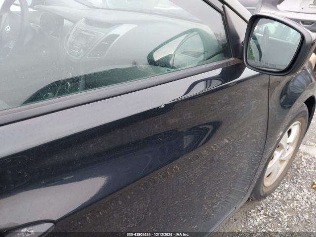 Hyundai ELANTRA Se Image 2