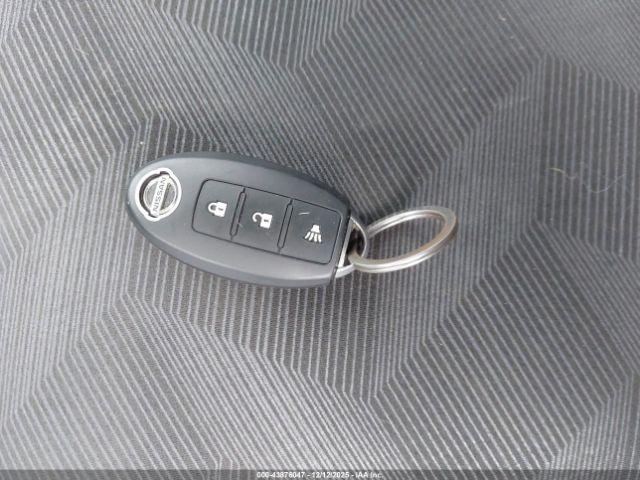 Nissan Rogue Sv Image 16