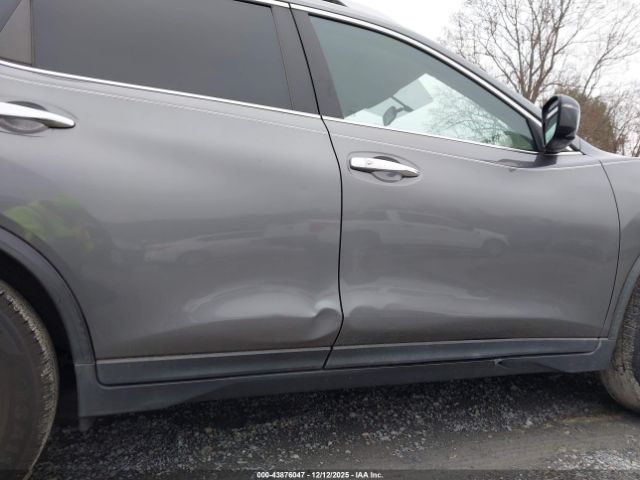 Nissan Rogue Sv Image 14