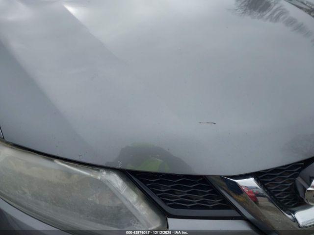 Nissan Rogue Sv Image 3