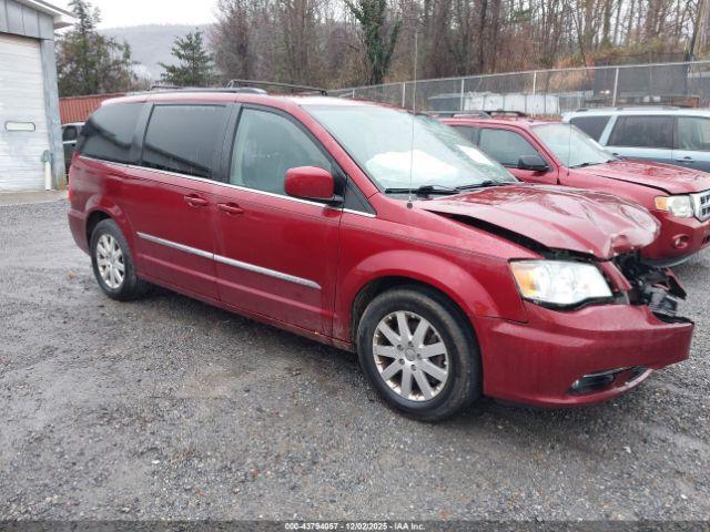  Salvage Chrysler Town & Country