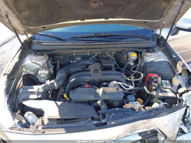 Subaru Outback 2.5i Limited Image 9