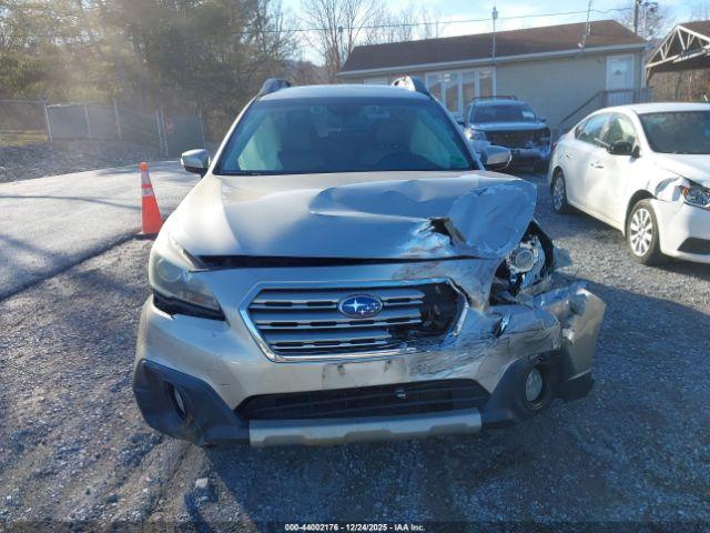 Subaru Outback 2.5i Limited Image 11