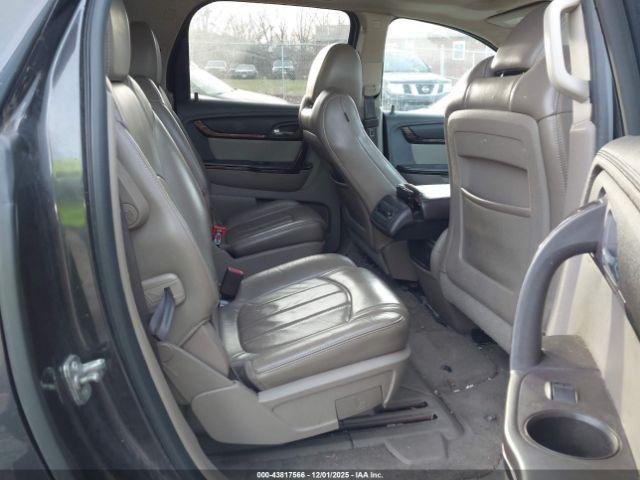 GMC Acadia Denali Image 7