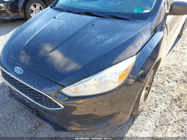 Ford Focus Se Image 2