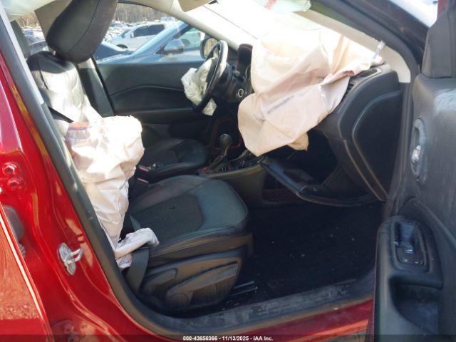 Jeep Compass Trailhawk 4x4 Image 8