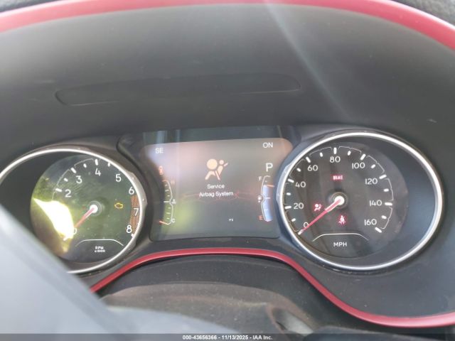 Jeep Compass Trailhawk 4x4 Image 4