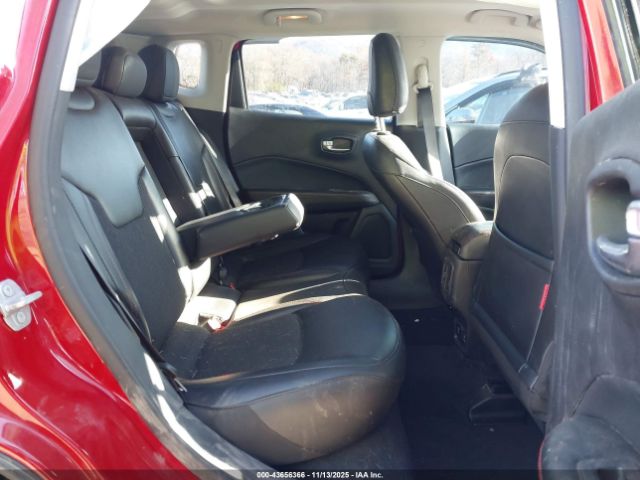 Jeep Compass Trailhawk 4x4 Image 7