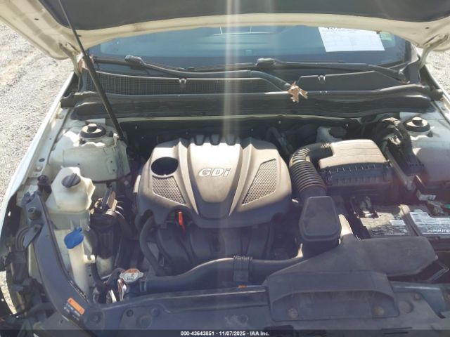 Kia Optima Lx Image 9