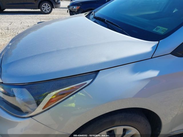 Hyundai ACCENT Se Image 14