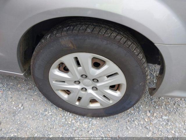 Dodge Grand Caravan Se Image 10