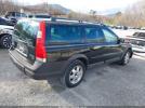 Volvo XC70 2.5t Image 2