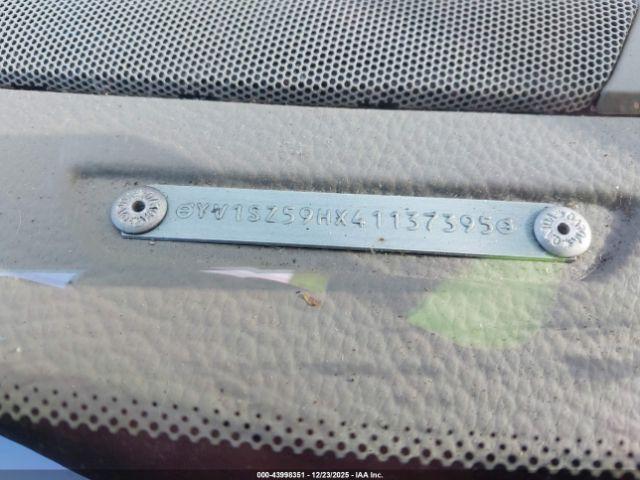 Volvo XC70 2.5t Image 9