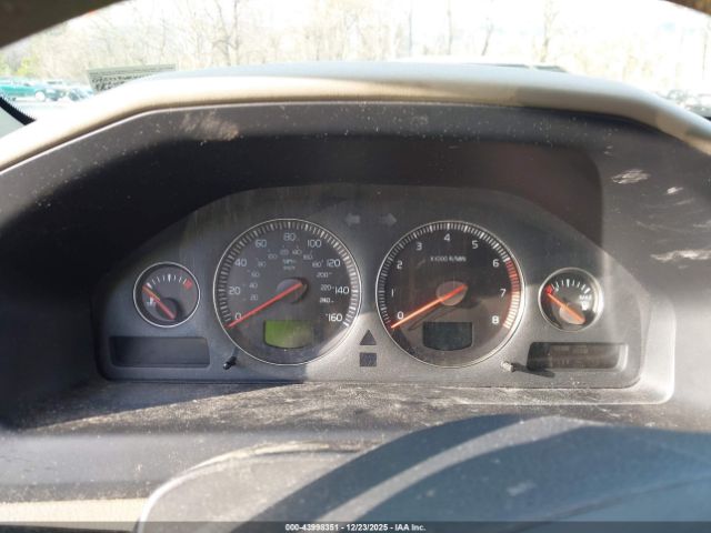 Volvo XC70 2.5t Image 14