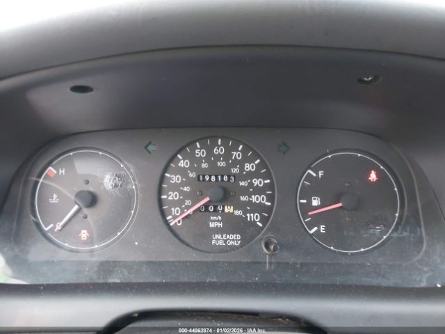 Toyota Corolla Ce Image 9