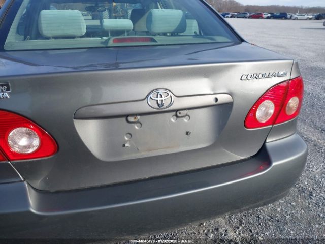 Toyota Corolla Le Image 10