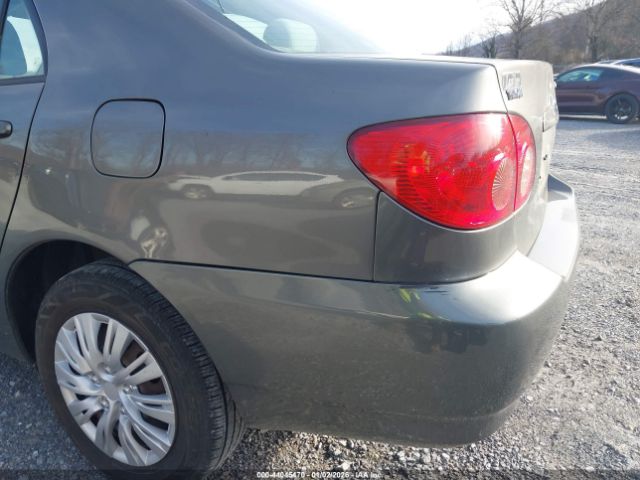 Toyota Corolla Le Image 12