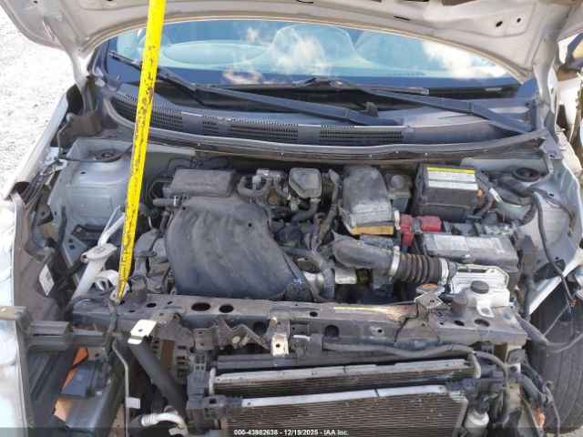 Nissan Versa 1.6 Sv Image 7