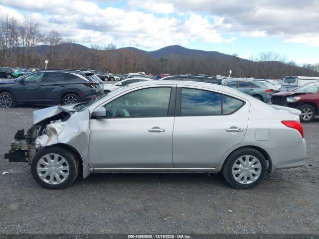 Nissan Versa 1.6 Sv Image 13