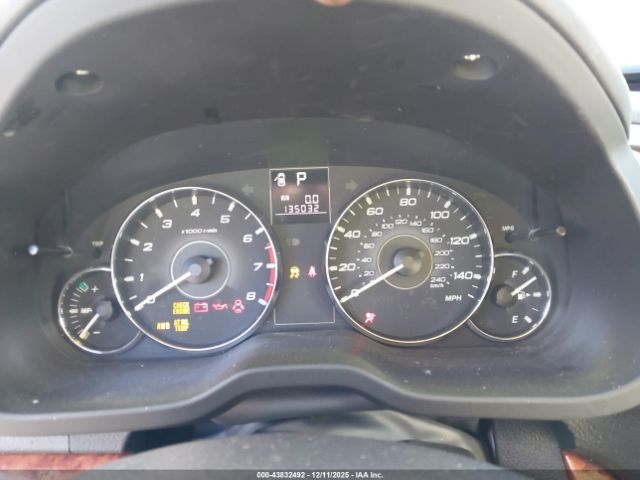 Subaru Outback 2.5i Limited Image 5