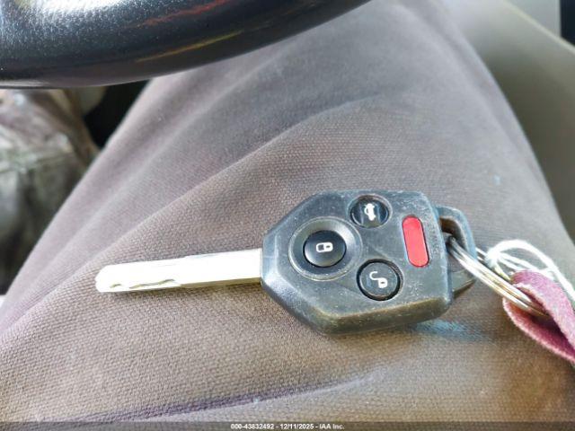 Subaru Outback 2.5i Limited Image 12