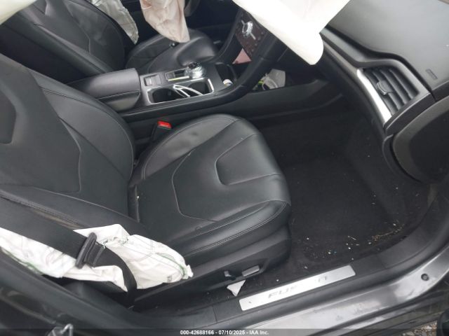 Ford Fusion Titanium Image 6