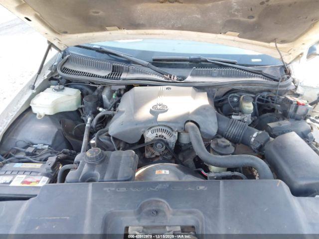 Lincoln Towncar Executive Image 9