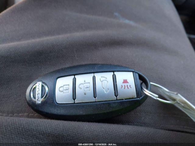 Nissan Murano Le Image 11