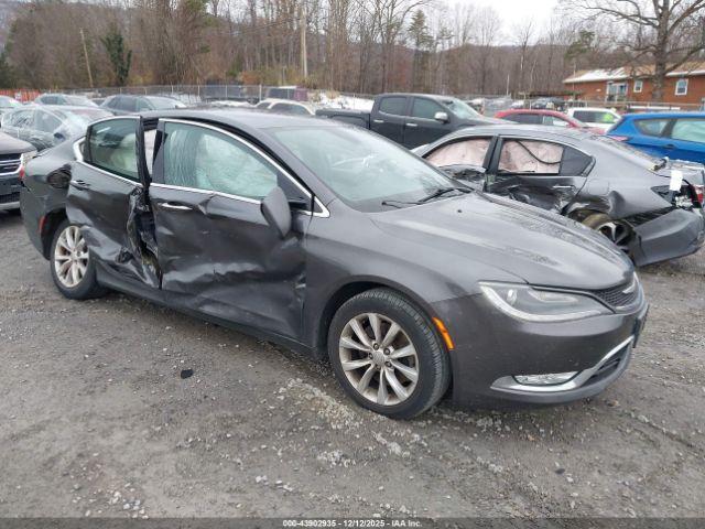  Salvage Chrysler 200