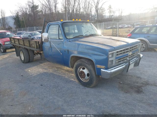 Chevrolet R30 Image 1