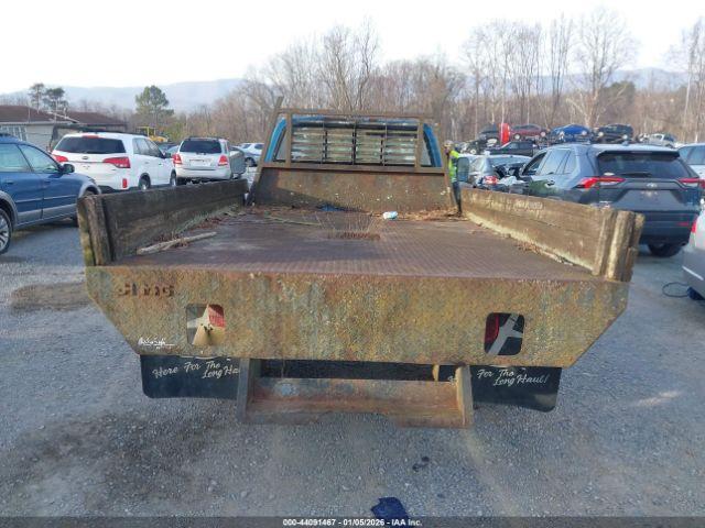 Chevrolet R30 Image 16