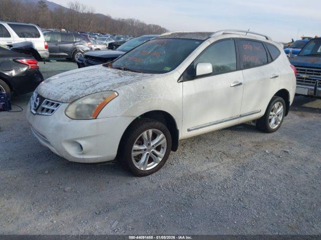 Nissan Rogue Sv Image 2