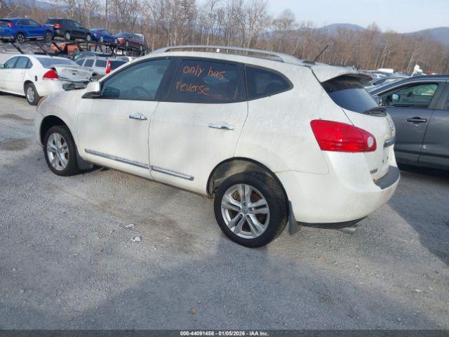 Nissan Rogue Sv Image 9