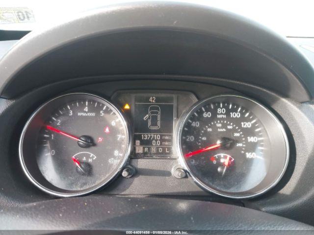 Nissan Rogue Sv Image 3