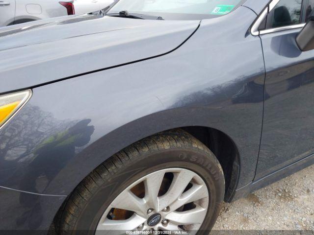 Subaru Legacy 2.5i Premium Image 6