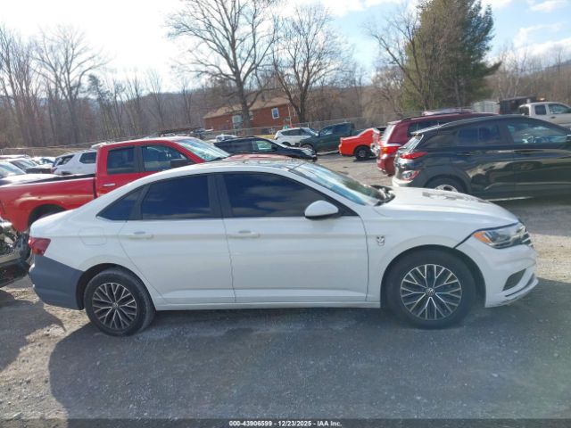 Volkswagen Jetta Image 10