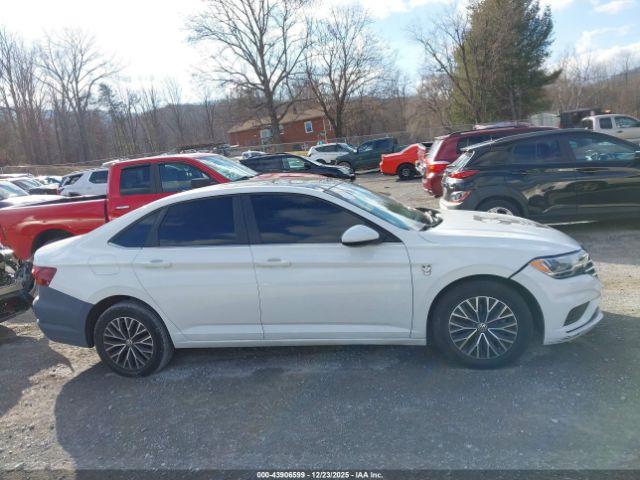 Volkswagen Jetta Image 10