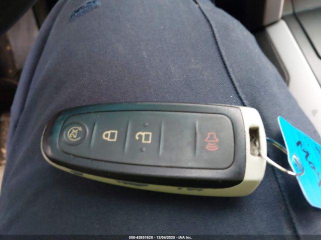 Ford Explorer Limited Image 12