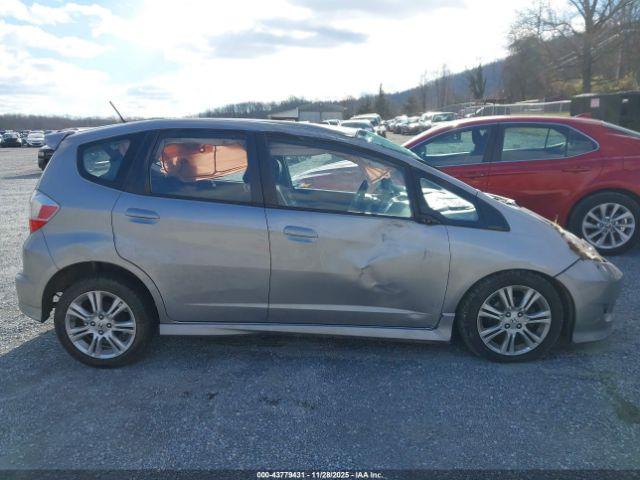 Honda Fit Sport Image 12