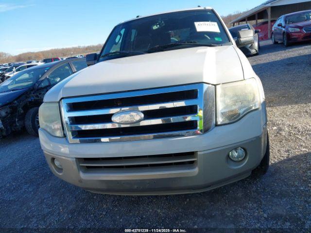 Ford Expedition Image 3
