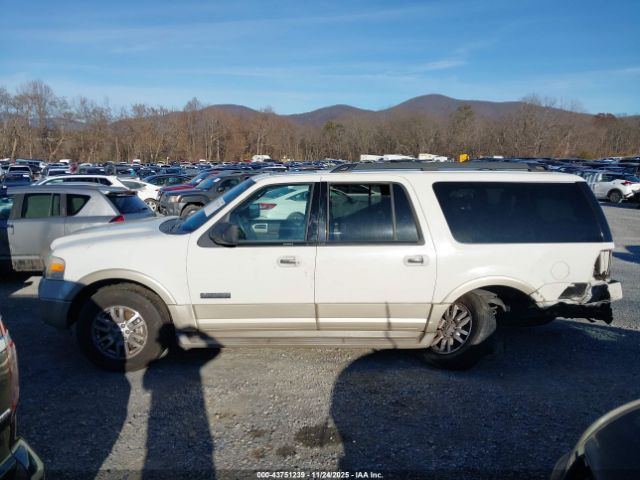 Ford Expedition Image 15