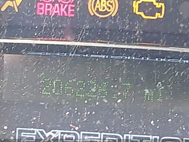 Ford Expedition Image 16