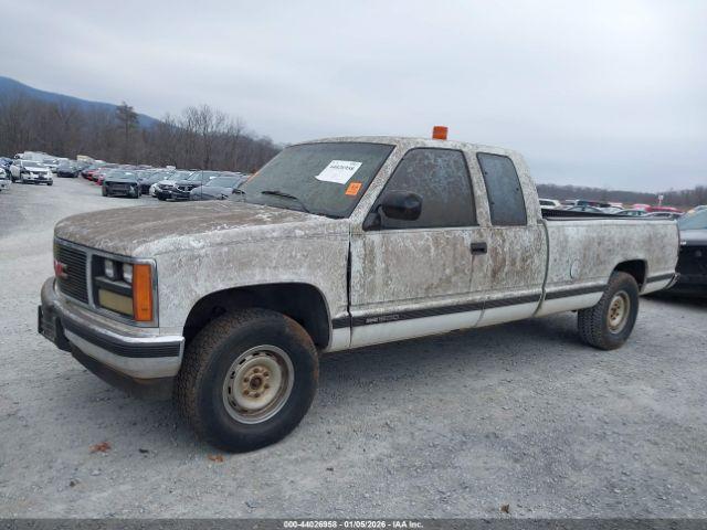 GMC Sierra K1500 Image 3