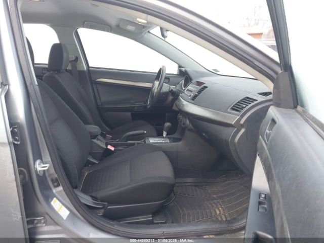 Mitsubishi Lancer Es Image 12