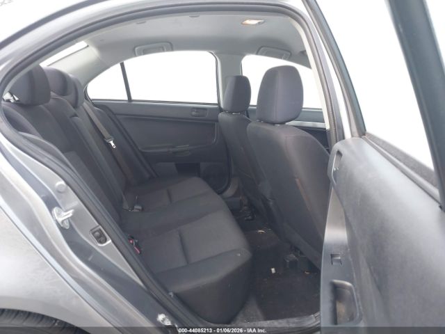 Mitsubishi Lancer Es Image 6