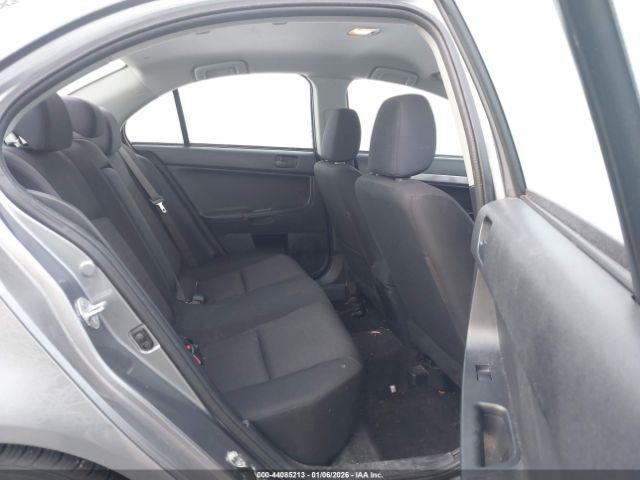 Mitsubishi Lancer Es Image 6